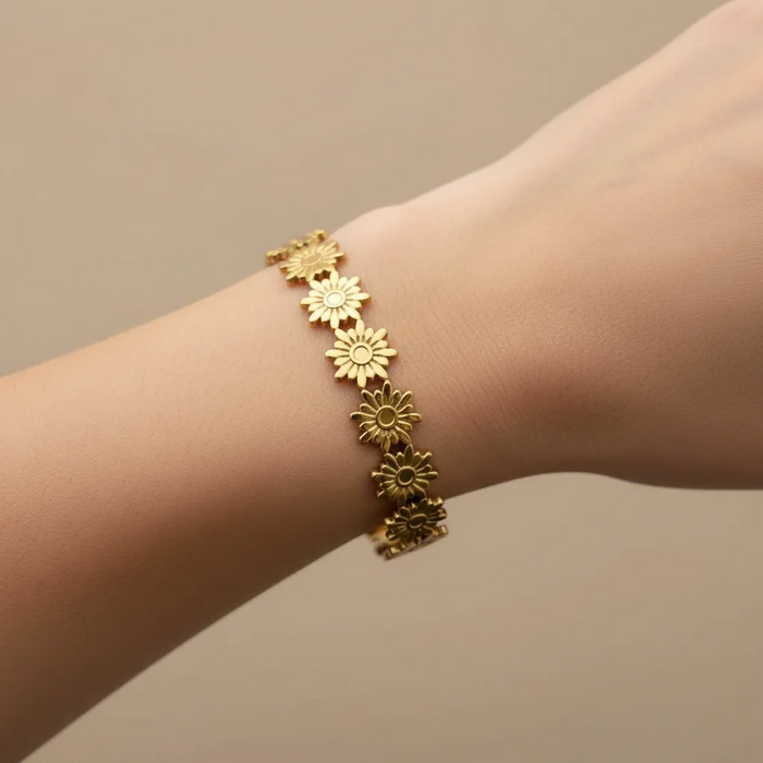 Gold Daisy Cuff Bracelet – Soft Summer Bangle
