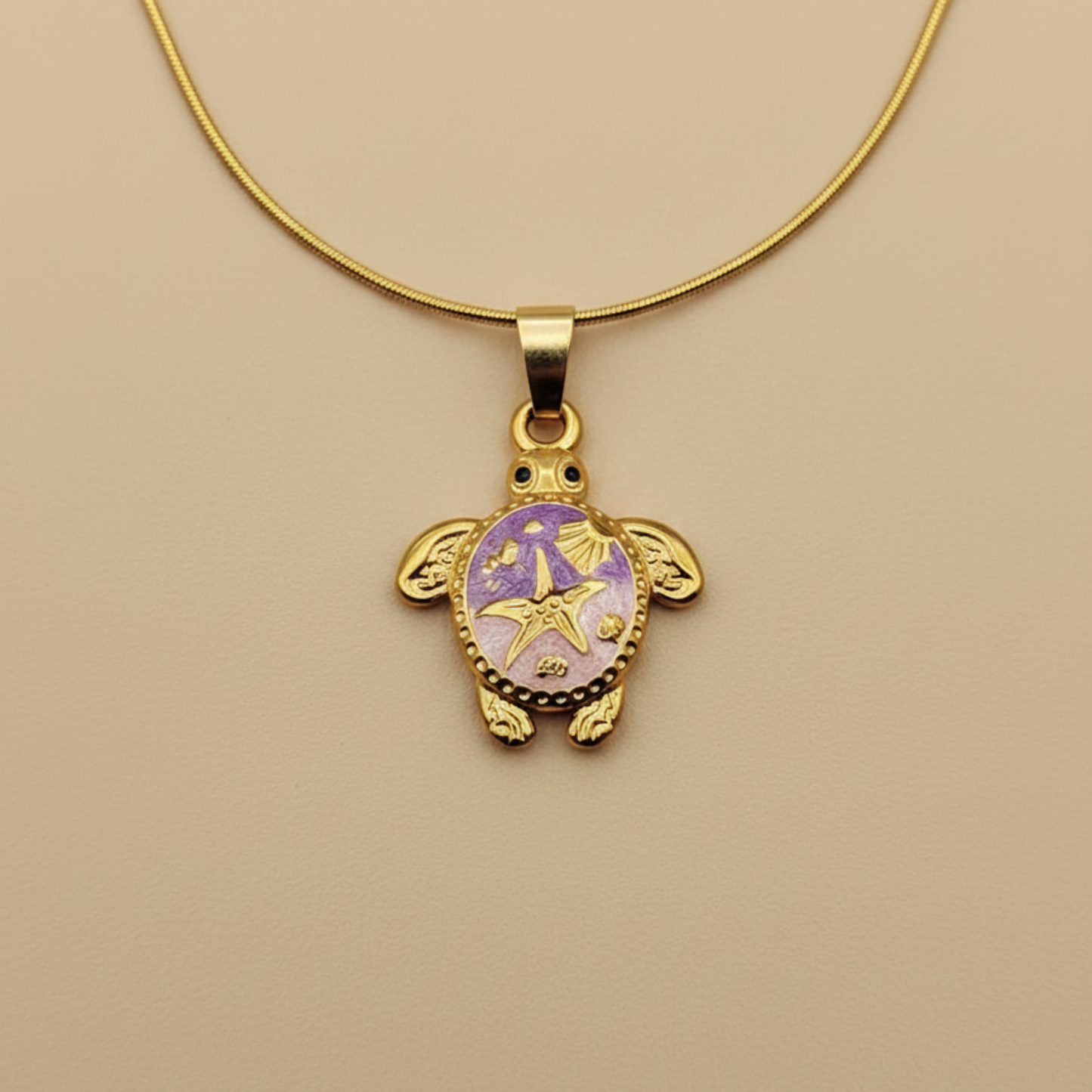 Gold Turtle Ocean Necklace – Playful Sea Turtle Pendant