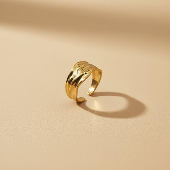 Gold Wave Adjustable Ring – Open Modern Design
