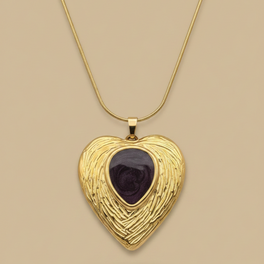 Gold Heart Stone Necklace – Elegant Textured Heart Pendant