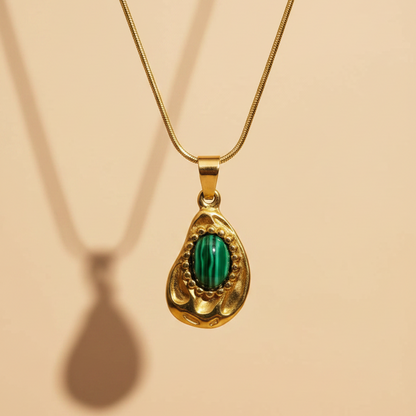 Green Teardrop Stone Pendant Necklace