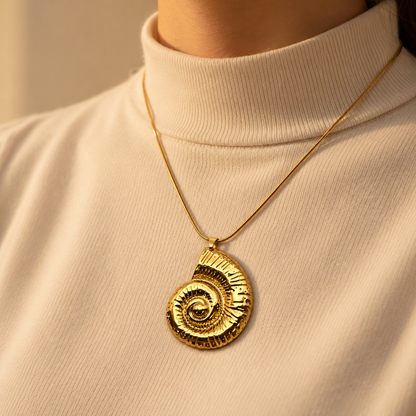 Golden Shell Treasure Ketting