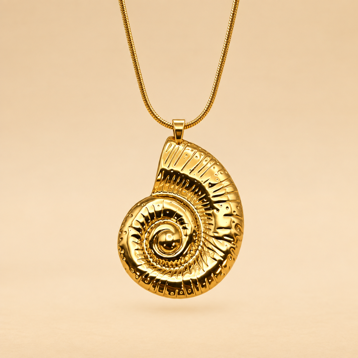 Golden Shell Treasure Ketting