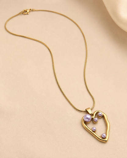 Gold Heart Pearl Pendant Necklace