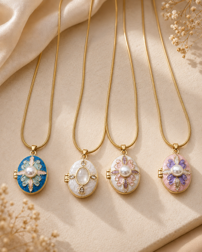 Gold Vintage Locket Pendant Necklace