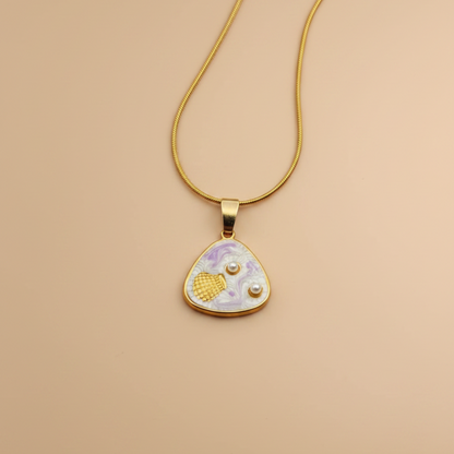 Gold Shell Pearl Necklace