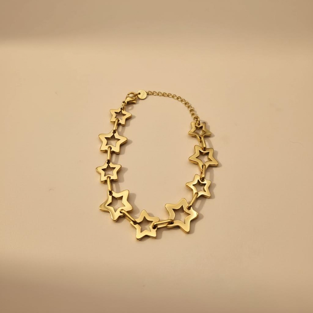 Gold Star Link Bracelet – Bold Open Design