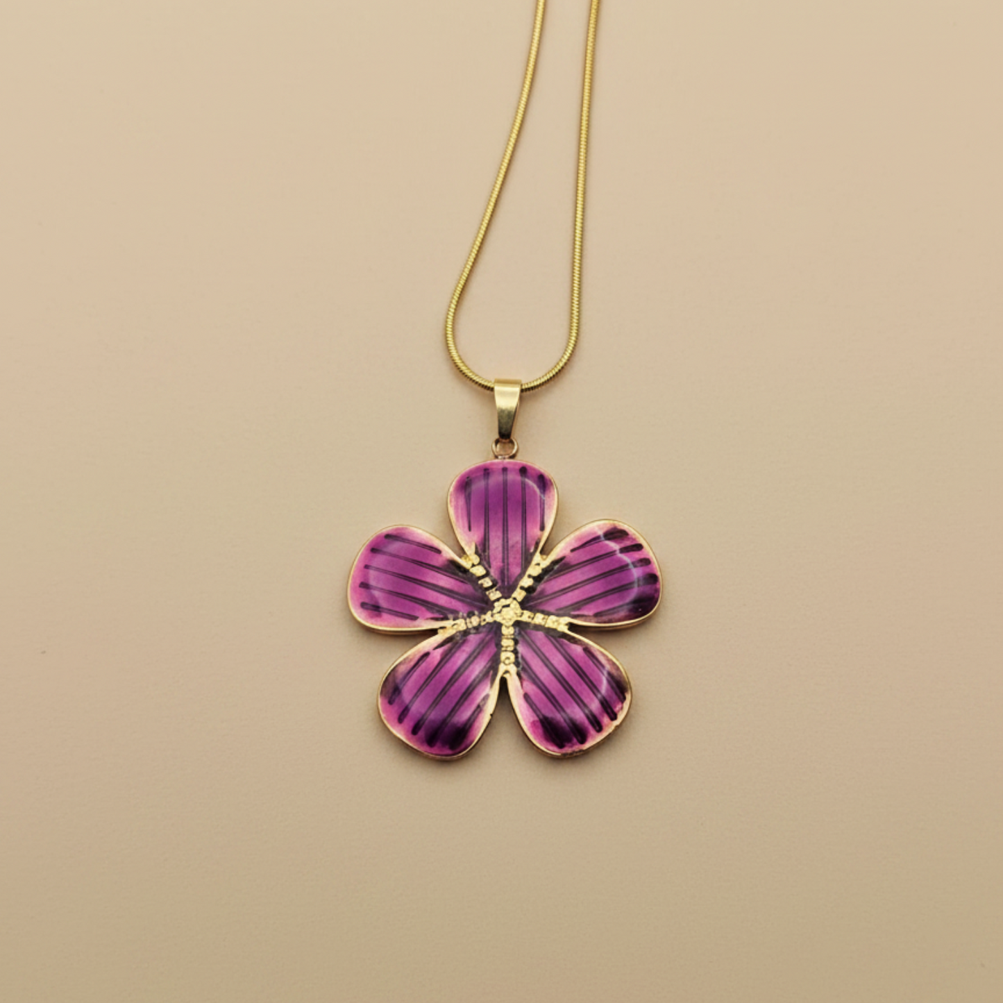 Gold Purple Flower Necklace – Statement Floral Pendant